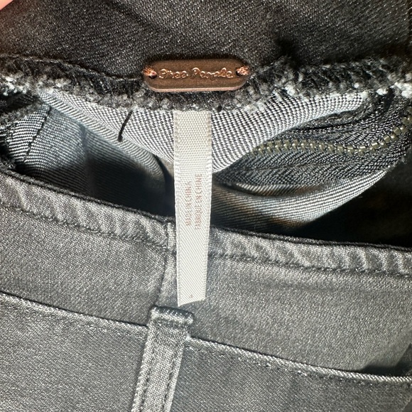 Free People Black Stretch Denim Mini Skirt Belted NWT Size 4 - Picture 3 of 6